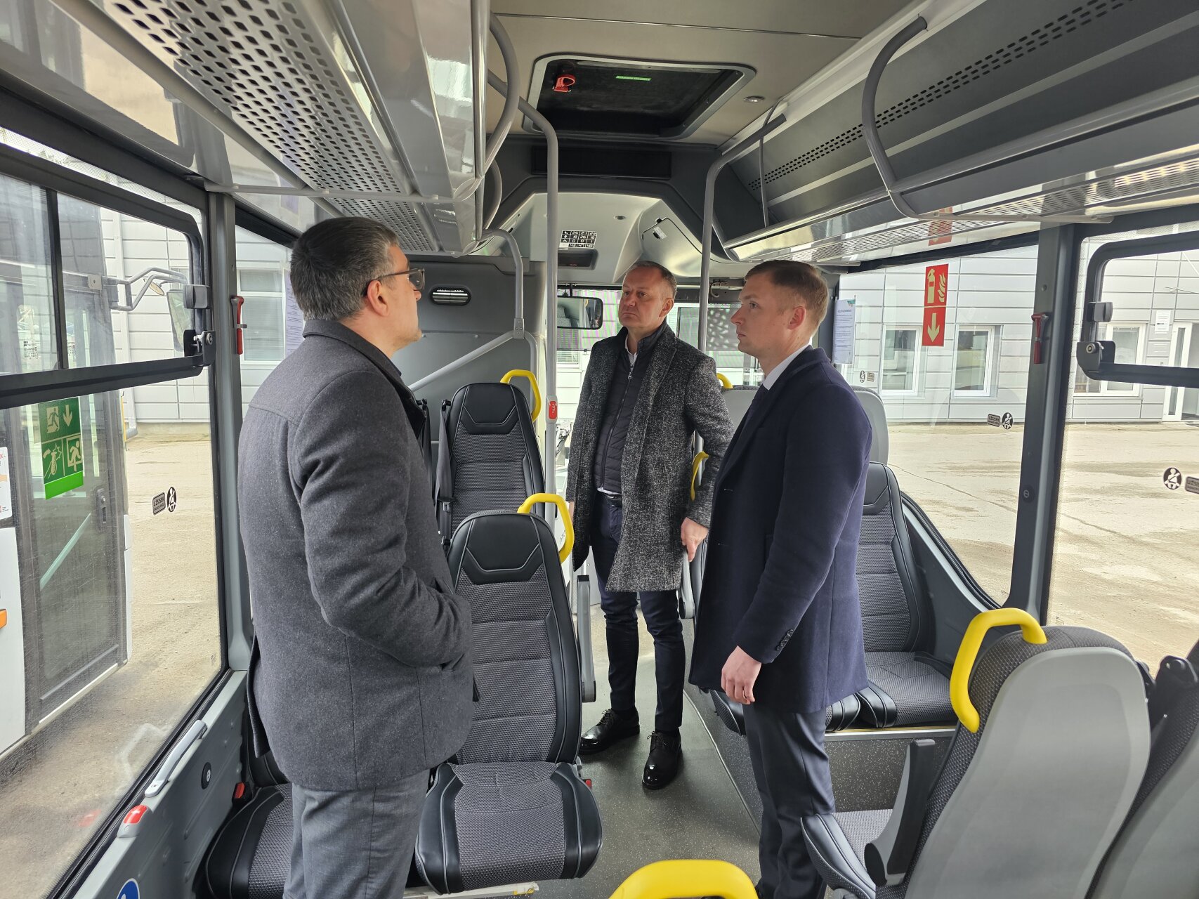 Mer w autobusie