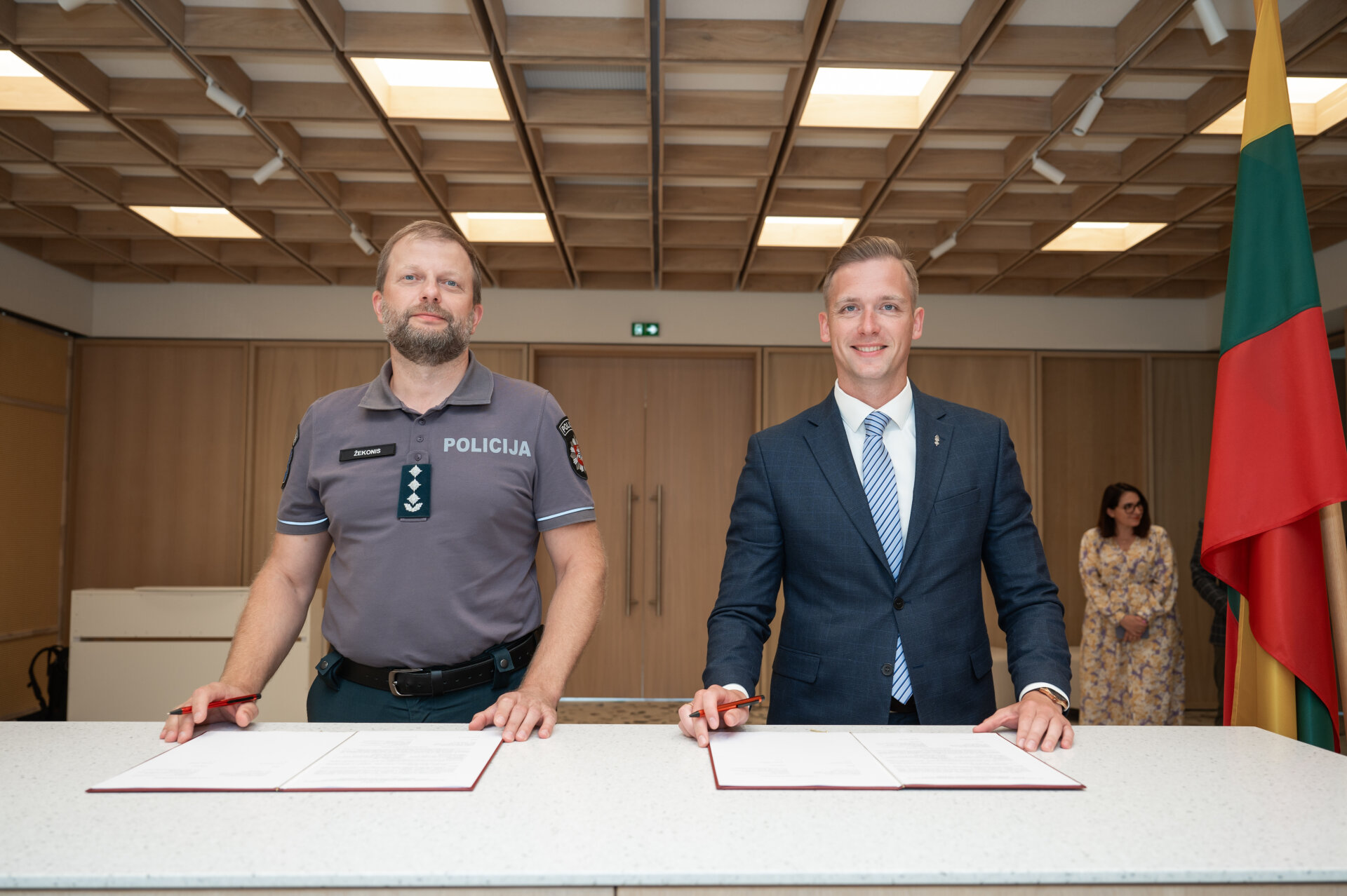 Mer i przedstawiciel policji