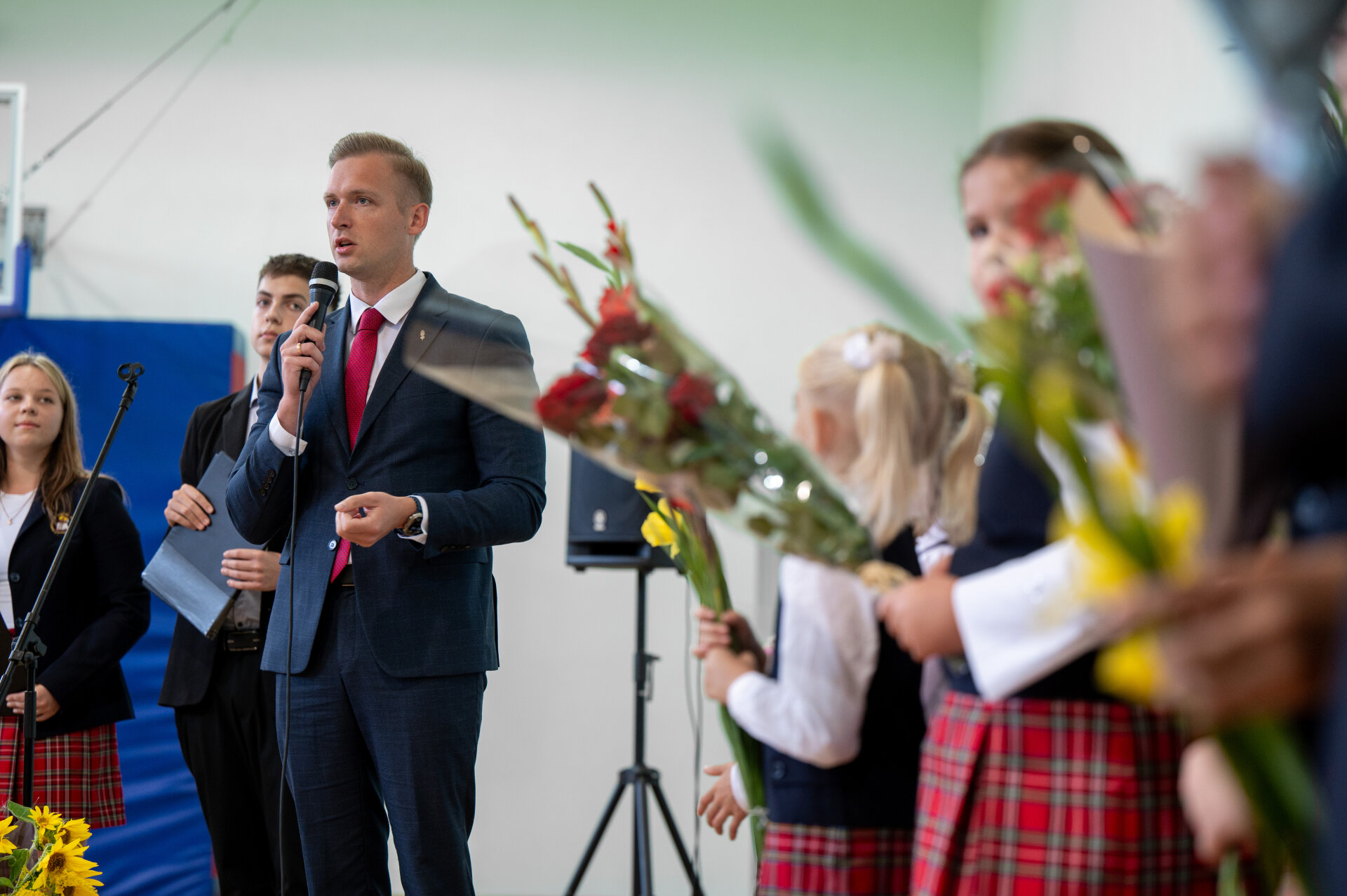 Mer przemawia w szkole